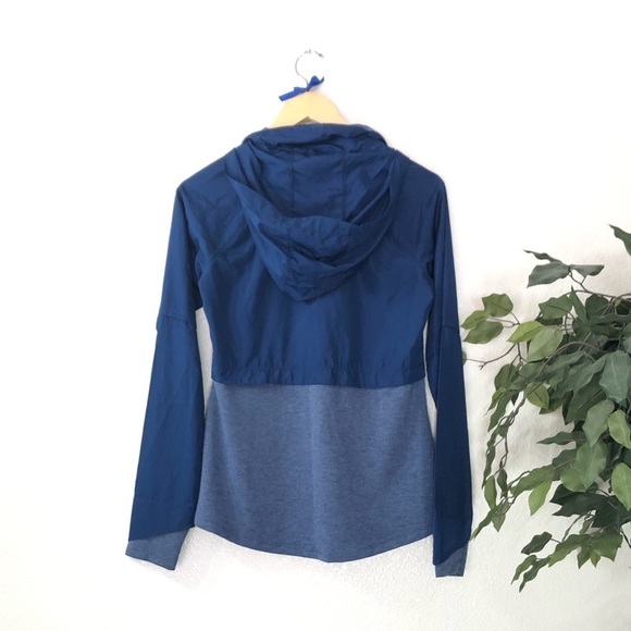 Avia Two Tone Blue Workout Jacket - Picture 8 of 8